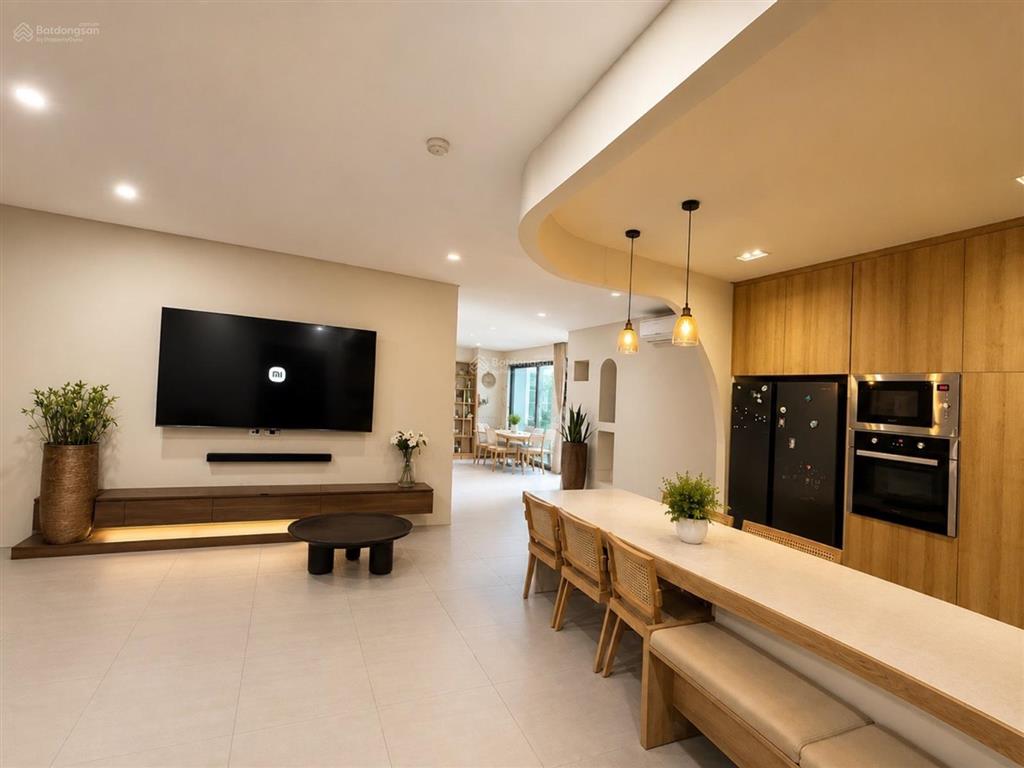 Chung cư hồ gươm plaza  diện tích rộng hiếm  ở luôn  8 tỷ