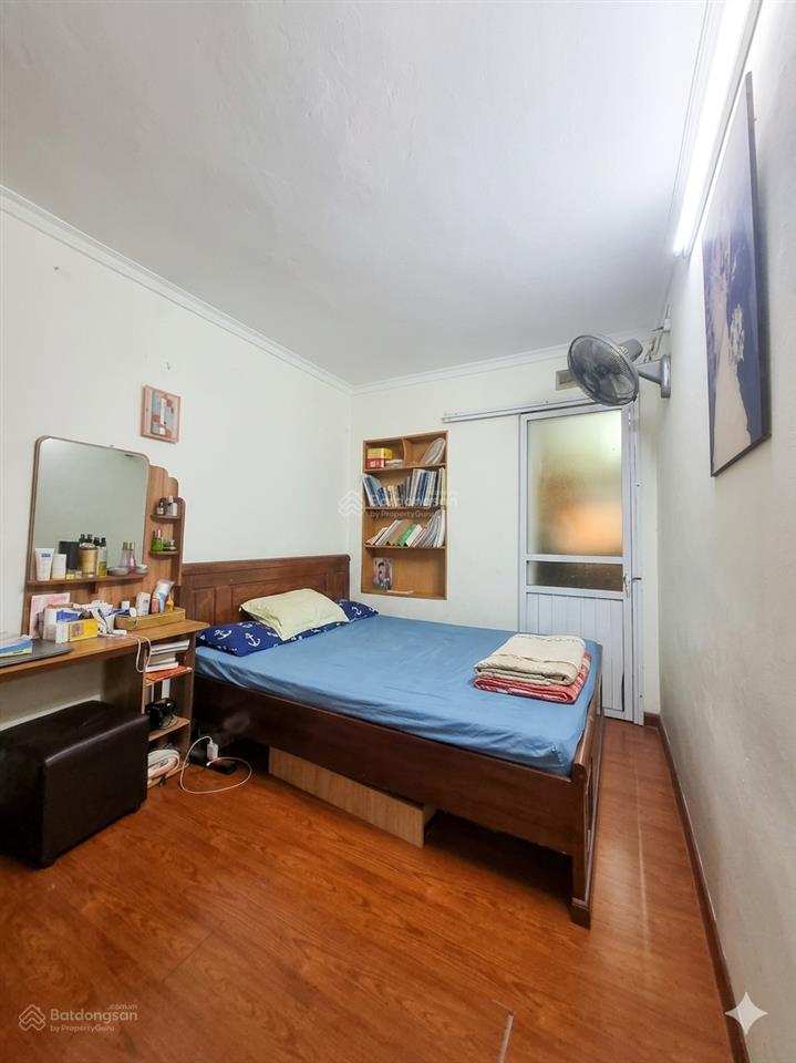 Tập thể ao sen 2 ngủ 70m² trung tâm hà đông đại học kề bên 2,35 tỷ