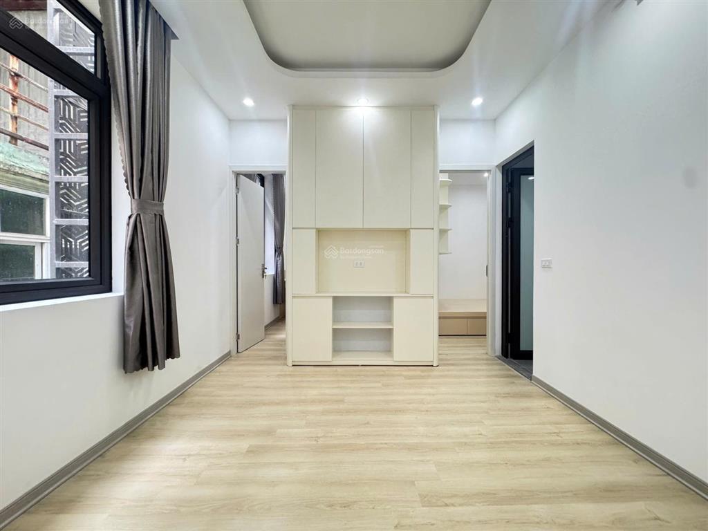 Cho thuê căn hộ 2n1k đường láng  đống đa  9,8 triệu