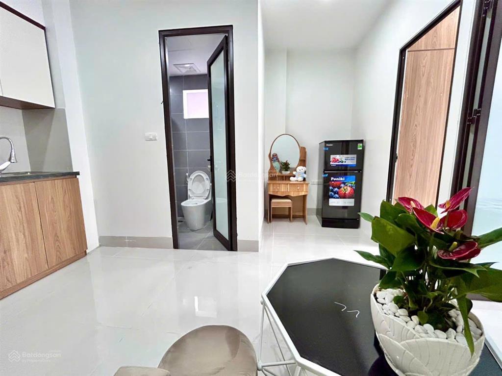 Cho thuê 2n1k tòa mới ngõ 105 đình thôn  7tr