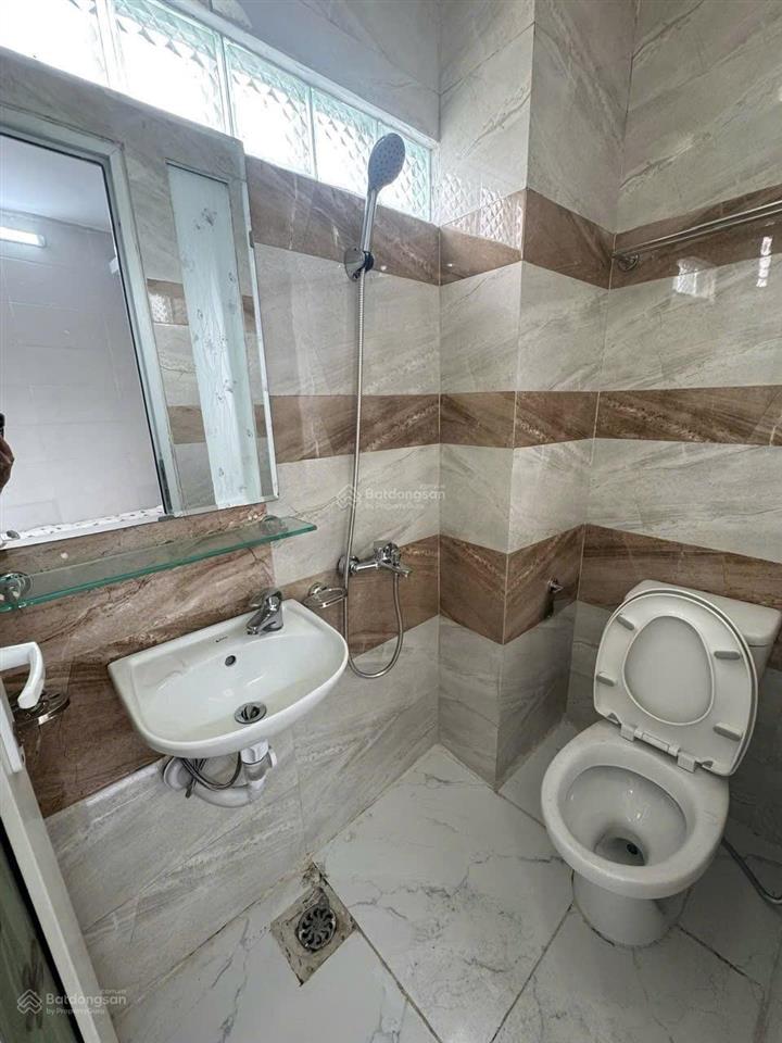 Cho thuê căn hộ 2n1k 2wc quan nhân thanh xuân 9,8 triệu