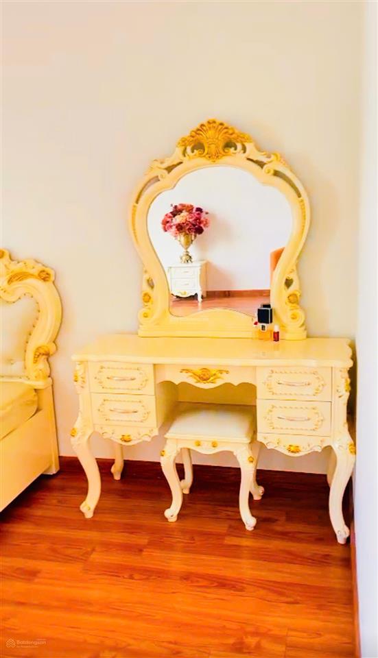 Cho thuê nhà phố vịnh đảo full nội thất có thang máy, ở đẹp  kinh doanh tốt