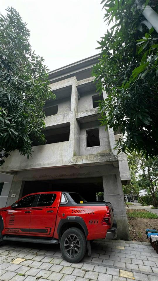 Bán liền kề góc 180m2 thung lũng mùa xuân ecopark vị trí đẹp, giá tốt