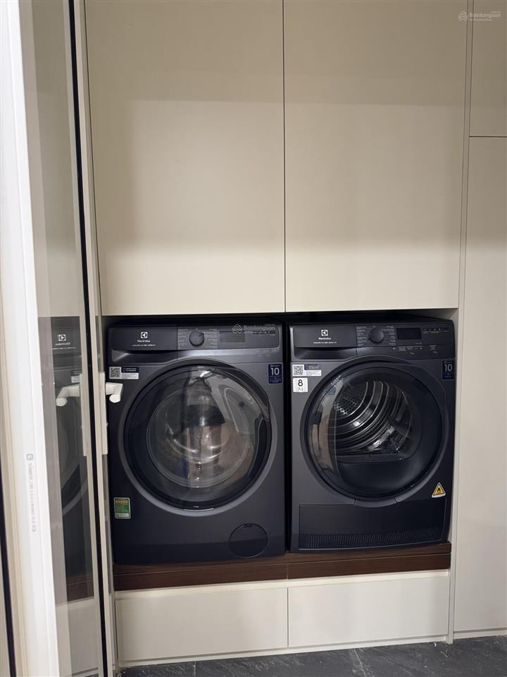 Cho thuê biệt thự đơn lập vườn tùng ecopark 324m2, 40 triệu/th xách vali về ở
