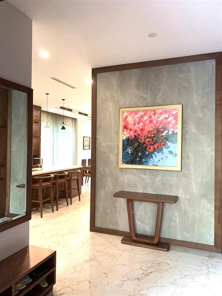 Cho thuê biệt thự đảo ecopark 300m2 100 tr/tháng xách vali về ở view sông tuyệt đẹp