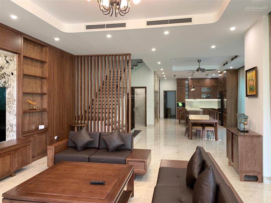 Cho thuê biệt thự đảo ecopark 300m2 100 tr/tháng xách vali về ở view sông tuyệt đẹp