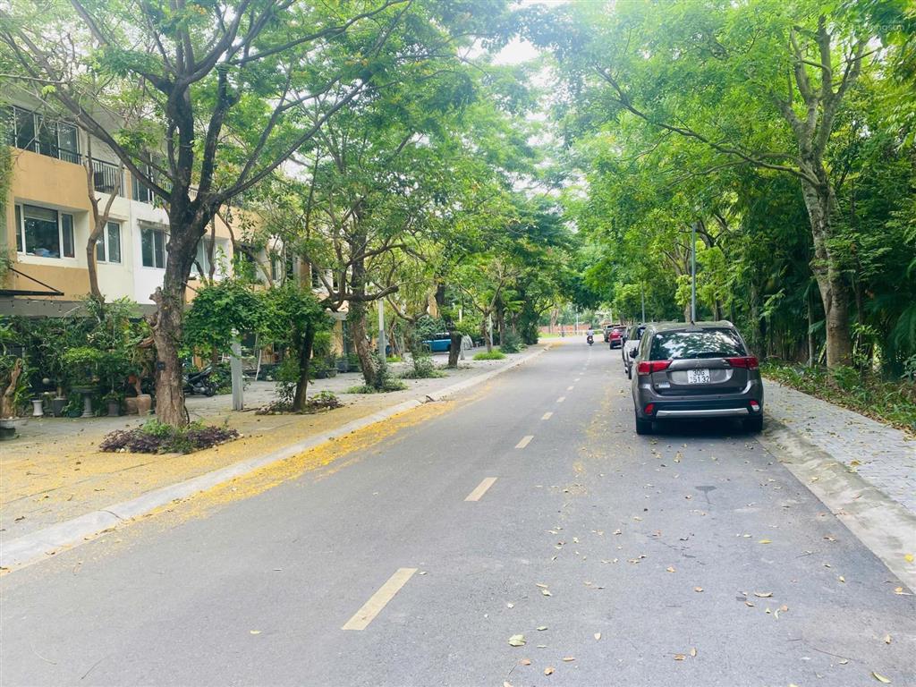 Bán nhà phố thảo nguyên ecopark diện tích điển hình 100m², giá chỉ 17,9 tỷ
