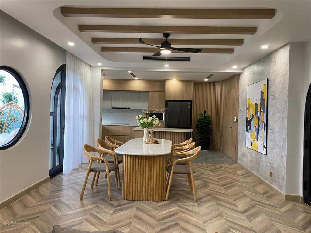 Cho thuê skyvilla 28tr/tháng khu đô thị ecopark