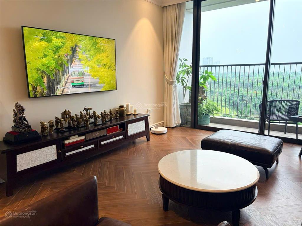 Cho thuê căn hộ đẹp landmark ecopark, dt 123m2