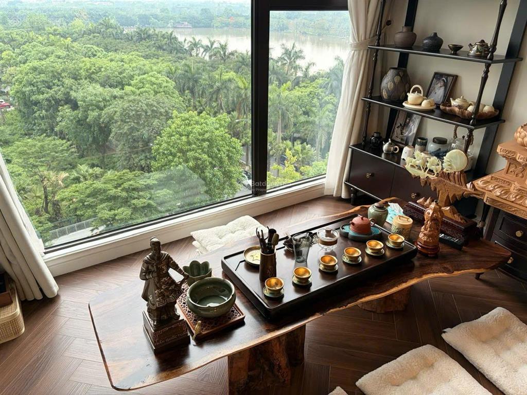Cho thuê căn hộ đẹp landmark ecopark, dt 123m2