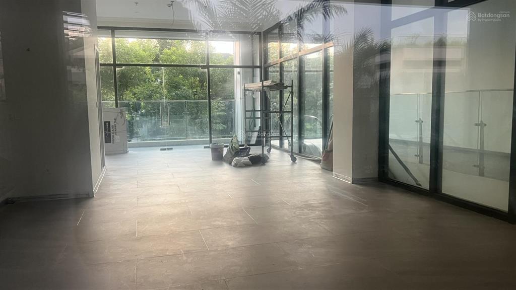 Cho thuê shophouse khối đế ecopark 69m², vị trí đẹp | 10 triệu/tháng