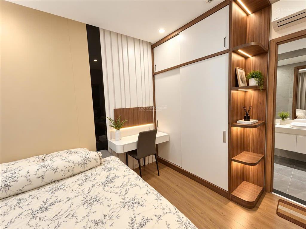 Bán 2 phòng ngủ sky oasis ecopark view nội khu giá 4.6 tỷ