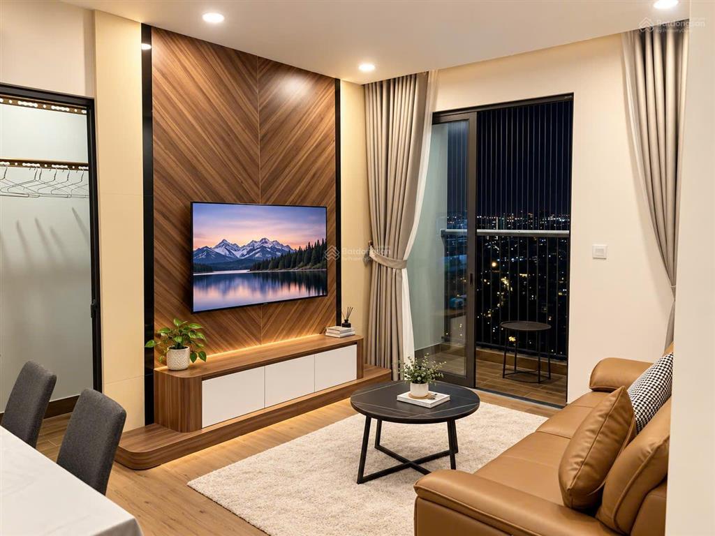 Bán 2 phòng ngủ sky oasis ecopark view nội khu giá 4.6 tỷ