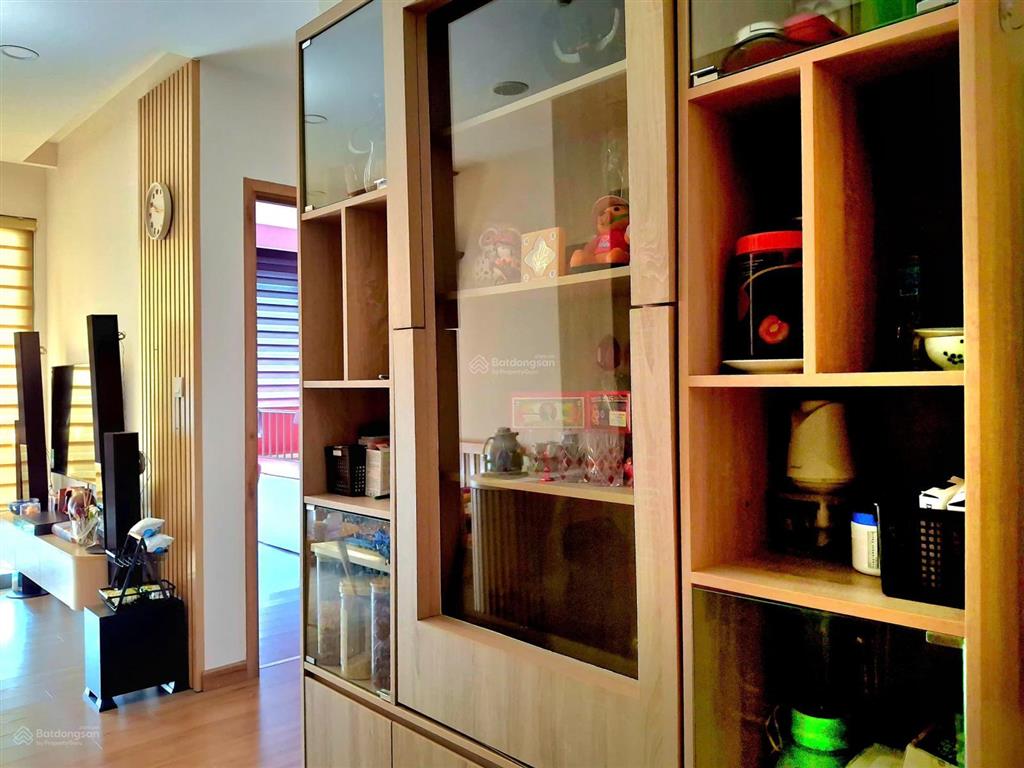 Bán căn hộ 2 phòng ngủ s3 sky oasis ecopark nhà đẹp, full đồ, view biệt thự đảo 3.5ty
