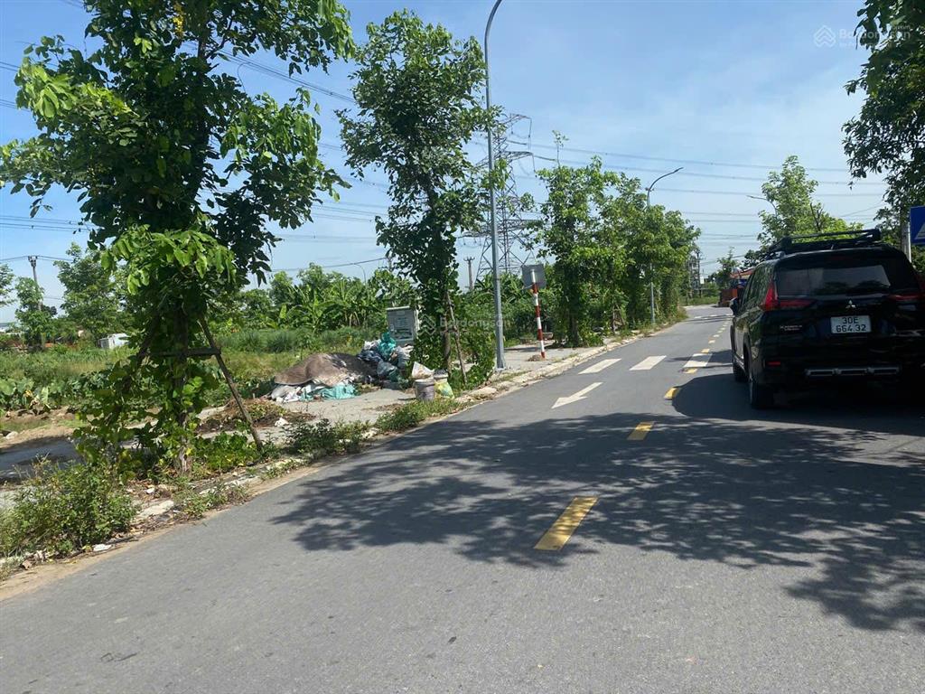 Bán đất thư lâm đông anh 80m², mặt tiền 5,6m, đường 7m, view công viên giá 4,3 tỷ