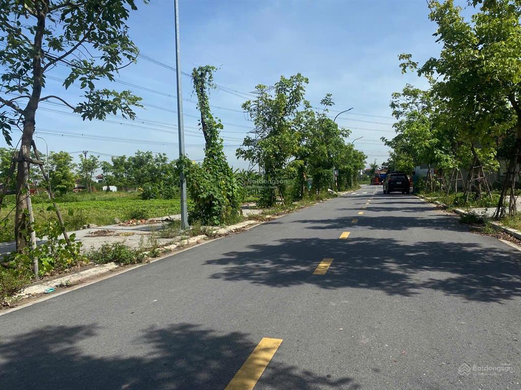 Bán đất thư lâm đông anh 80m², mặt tiền 5,6m, đường 7m, view công viên giá 4,3 tỷ