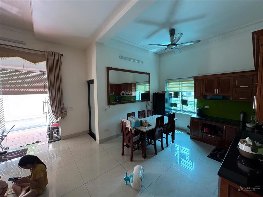 Bán nhà 2 tầng mới 158 m2, ô tô tránh, tại nguyên khê giá 7 tỷ