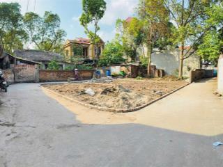 Lô góc 3 mặt tiền 56,8 gần đại đô thị vin.2.3 đường ô tô đỗ cửa