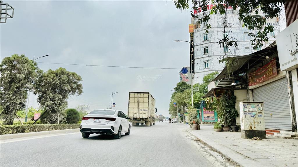 Chính chủ 109m vị trí kinh doanh mặt đường tỉnh 385 trung tâm như quỳnh