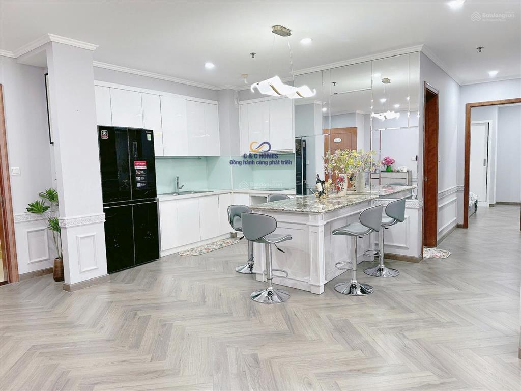 Bán gấp căn hộ rẻ nhất timescity, sổ đỏ chính chủ, có slot ô tô.  0989 555 ***