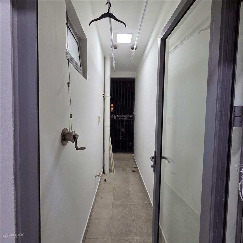 Cho thuê 2pn  2vs  87m2 không đồ tại tòa p07 times city chỉ 15tr/tháng ở ngay   0989 555 ***