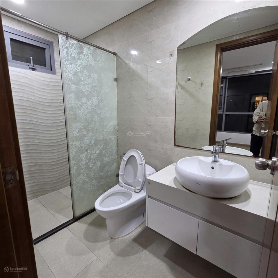 Cho thuê 2pn  2vs  87m2 không đồ tại tòa p07 times city chỉ 15tr/tháng ở ngay   0989 555 ***