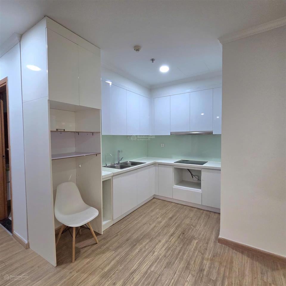 Cho thuê 2pn  2vs  87m2 không đồ tại tòa p07 times city chỉ 15tr/tháng ở ngay   0989 555 ***