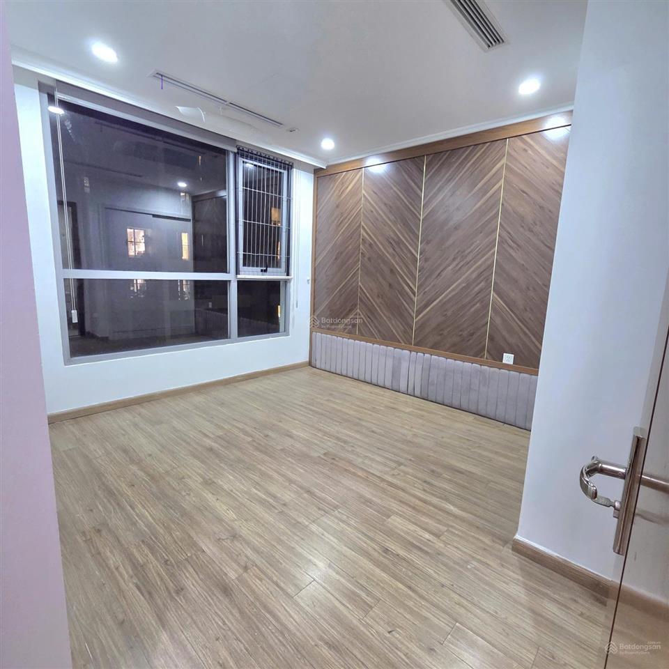 Cho thuê 2pn  2vs  87m2 không đồ tại tòa p07 times city chỉ 15tr/tháng ở ngay   0989 555 ***