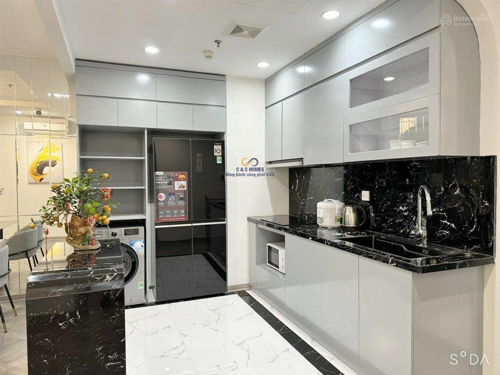 Bán căn 2pn times city tòa t 90m², full đồ đẹp, slot ô tô vĩnh viễn chỉ 10,7 tỷ   0989 555 ***