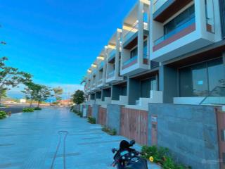 Bán nhà mặt phố tại mũi né summerland, 5 tỷ, 102m2, 4pn, 5wc, chính chủ, tốt