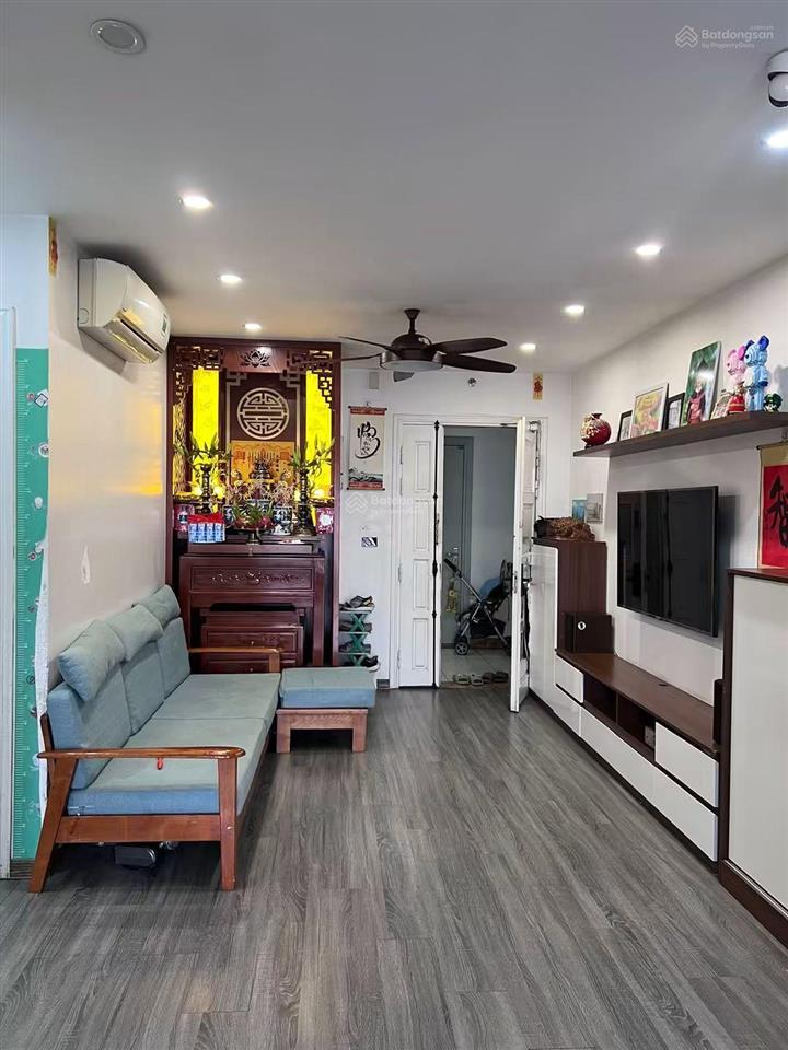 Bán căn hộ chung cư khu đô thị hồng hà eco city 50m2 3,5 tỷ phường yên sở đường ngọc hồi hà nội