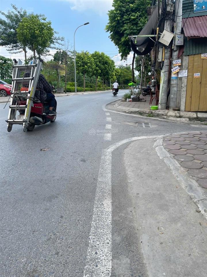 Bán nhà mặt đường xóm chùa hữu lê, đại thanh 53m 5 tầng ô tô tránh vỉa hè 16,x tỷ