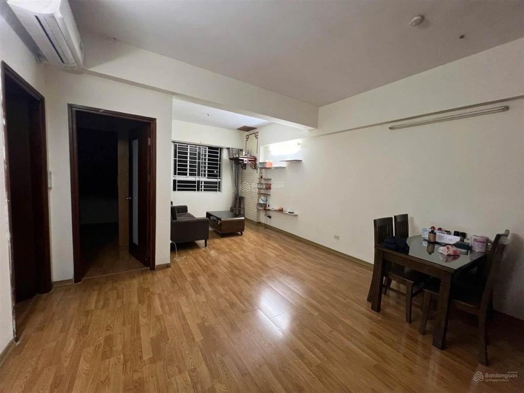 Cho thuê căn hộ chung cư kđt pháp vân đường trần thủ độ 86m 3 ngủ đồ cơ bản 8 triệu