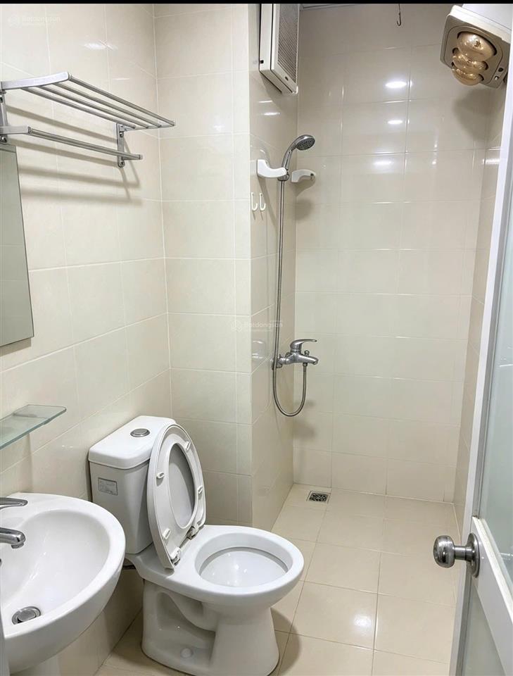 Bán chung cư hồng hà eco city 50m căn góc ban công nam 2 ngủ giá 3 tỷ