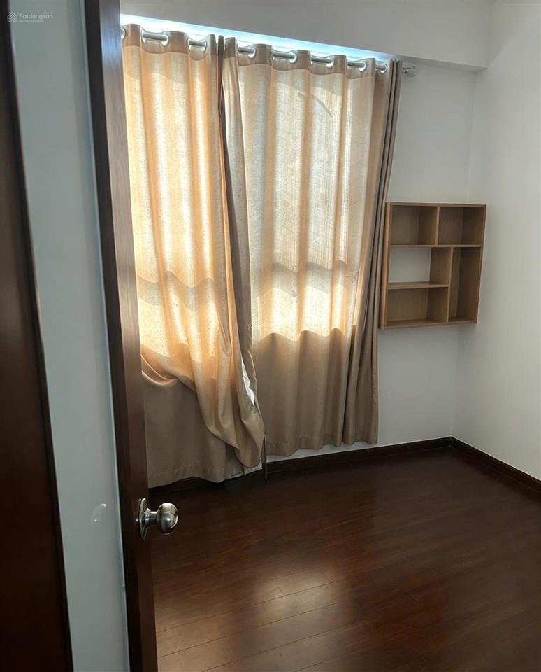 Bán chung cư hồng hà eco city 50m căn góc ban công nam 2 ngủ giá 3 tỷ
