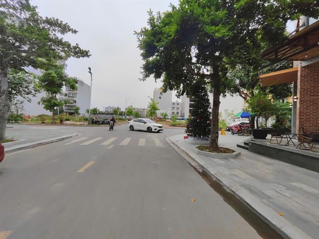 Bán đất icc quán mau, dt 101m2, ngang 5m.  0389 451 ***