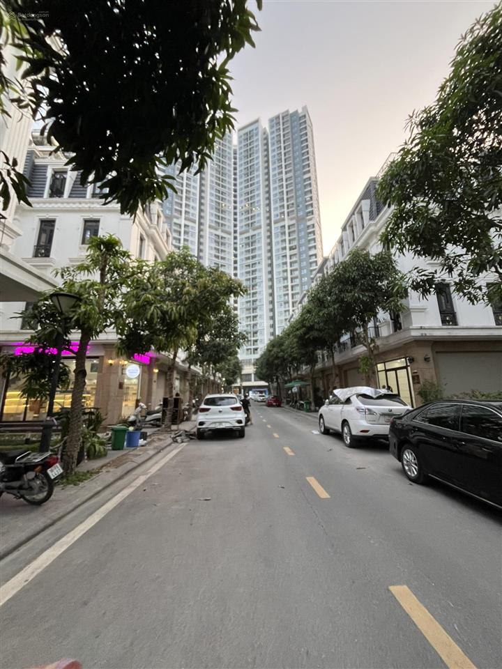 Bán shophouse lô góc dự án hoàng huy mall, 93m2, mt hơn 6m, 4 tầng.  0389 451 ***