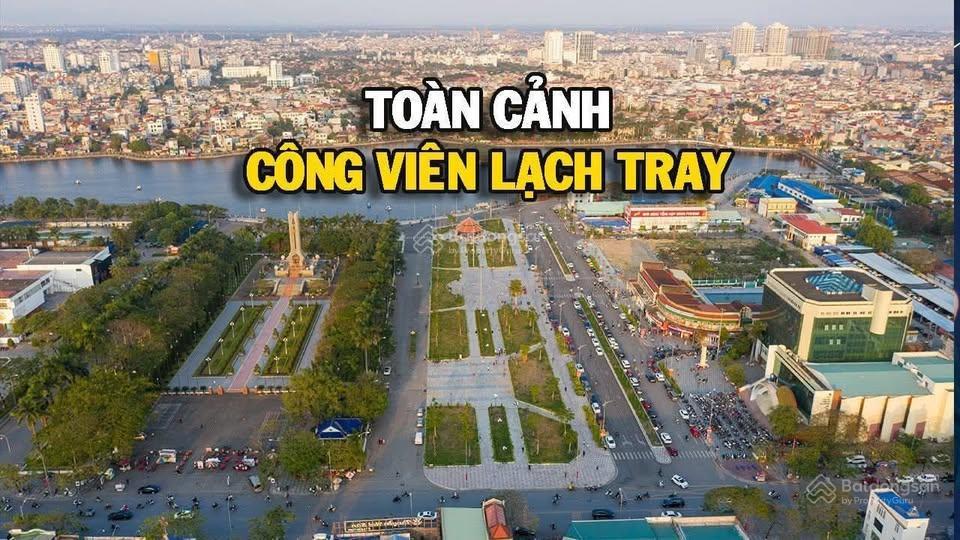 Cho thuê mặt bằng 300m² góc 2 mặt tiền khu vực lạch tray, vỉa hè rộng, chỉ 65tr/tháng