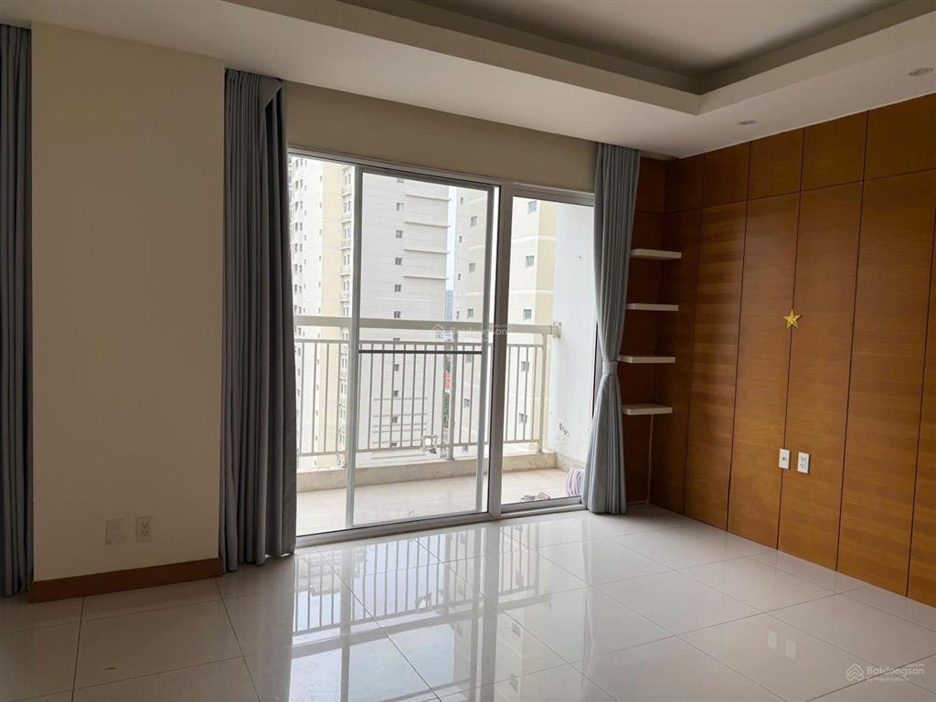Cho thuê căn hộ 2pn giá 11 triệu tại chcc essensia