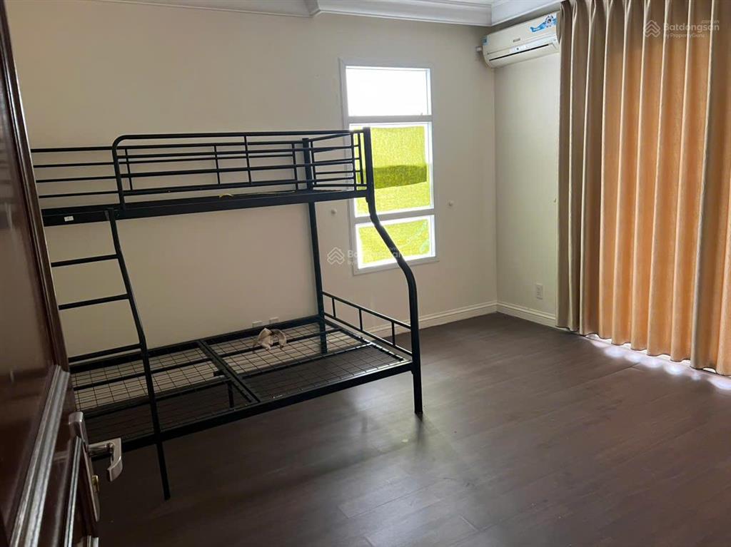Cho thuê gấp biệt thự 4pn, 4wc, 123m2 ở mailand hanoi city, 18 triệu vnd