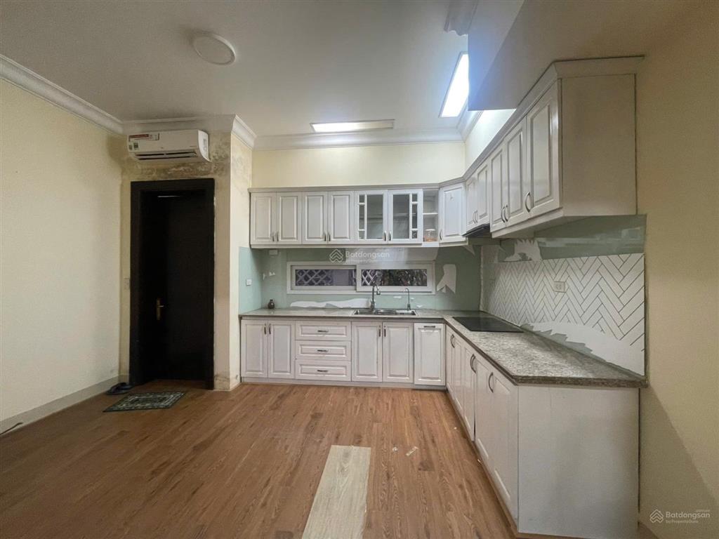 Cho thuê căn nhà dt 145m2 giá chỉ 20 triệu/tháng tại splendora