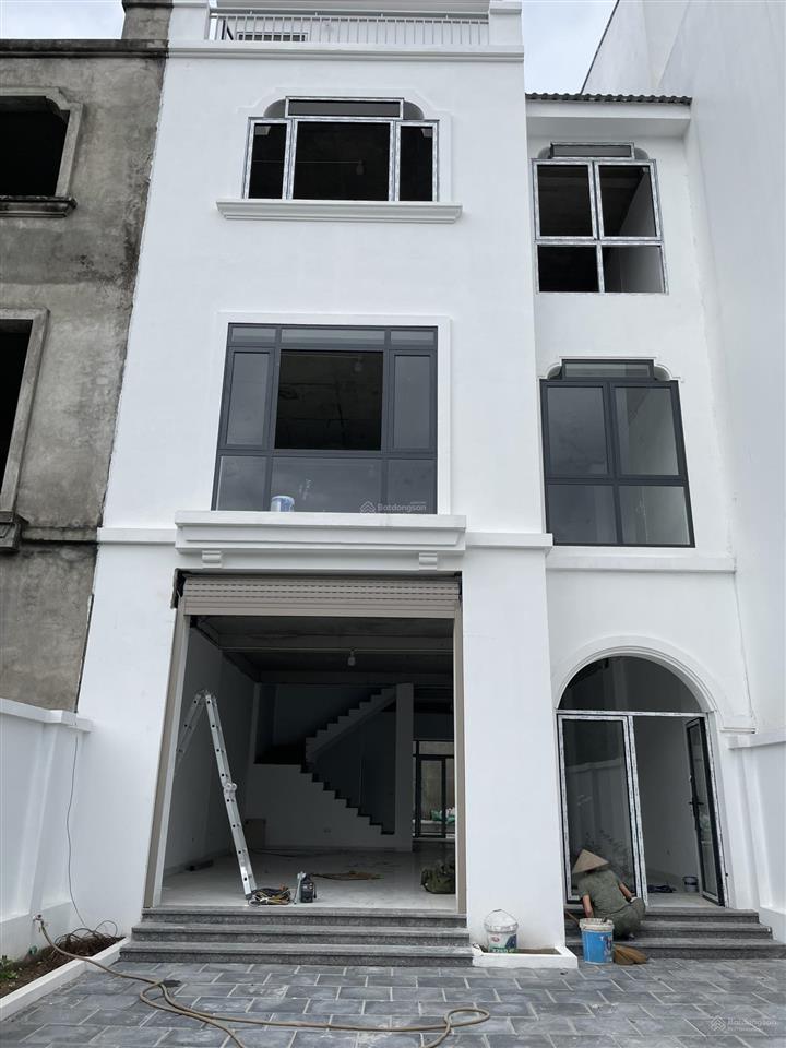 Cho thuê liền kề mặt đường đôi 30m tại kdt nam an khánh