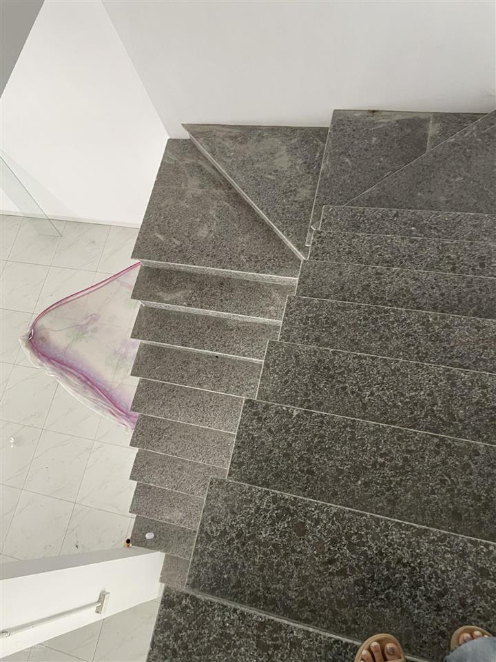 Cho thuê liền kề mặt đường đôi 30m tại kdt nam an khánh
