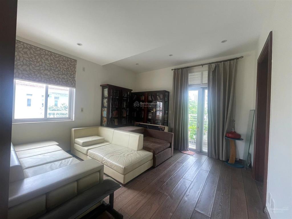 Cho thuê bt 4pn, 3wc, 270m2, giá ưu đãi 28 triệu tại mailand hanoi city, hoài đức