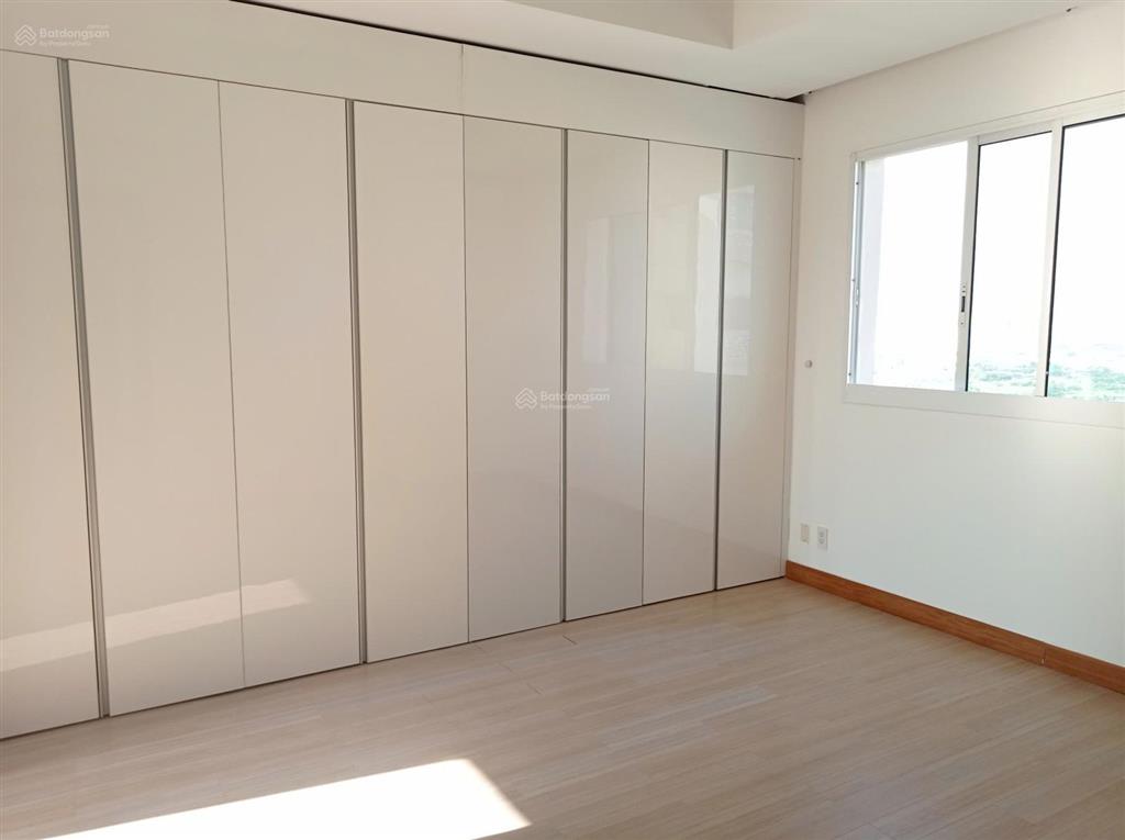 Cần bán gấp căn hộ 2pn tại cc essensia thuộc kdt bắc an khánh