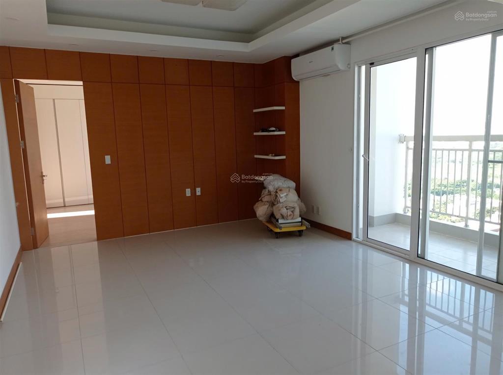 Cần bán gấp căn hộ 2pn tại cc essensia thuộc kdt bắc an khánh