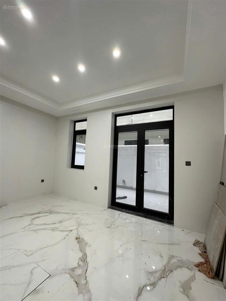 Cần cho thuê căn liền kề 80m2 tại kdt an lạc green symphony
