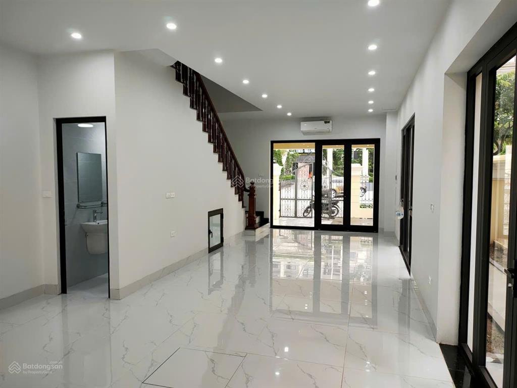 Cho thuê biệt thự mặt chung cư moonlight 1  kdt an lạc