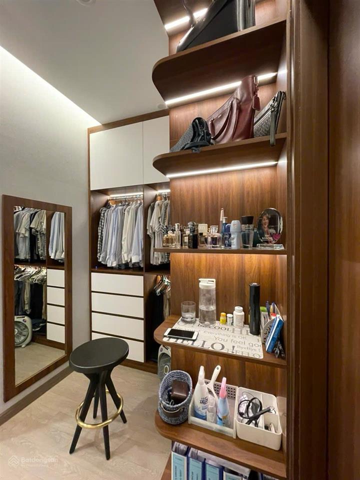 Cho thuê căn hộ 4pn  4vs 178m2 tại essensia  mailand hanoi city