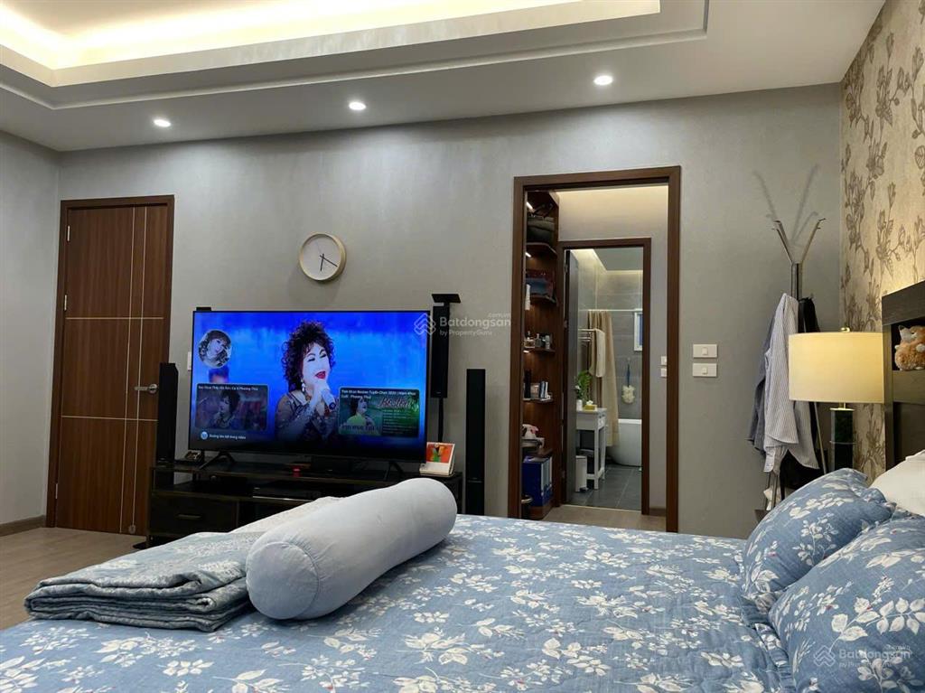 Cho thuê căn hộ 4pn  4vs 178m2 tại essensia  mailand hanoi city
